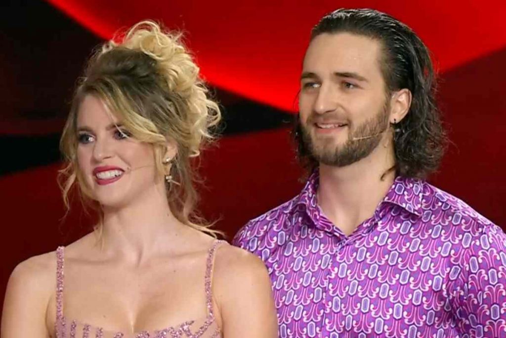 Ballando con le Stelle, ricordate Luca Favilla a Amici? I primi passi nel mondo della tv Ballando con le Stelle, ricordate Luca Favilla a Amici? I primi passi nel mondo della tv