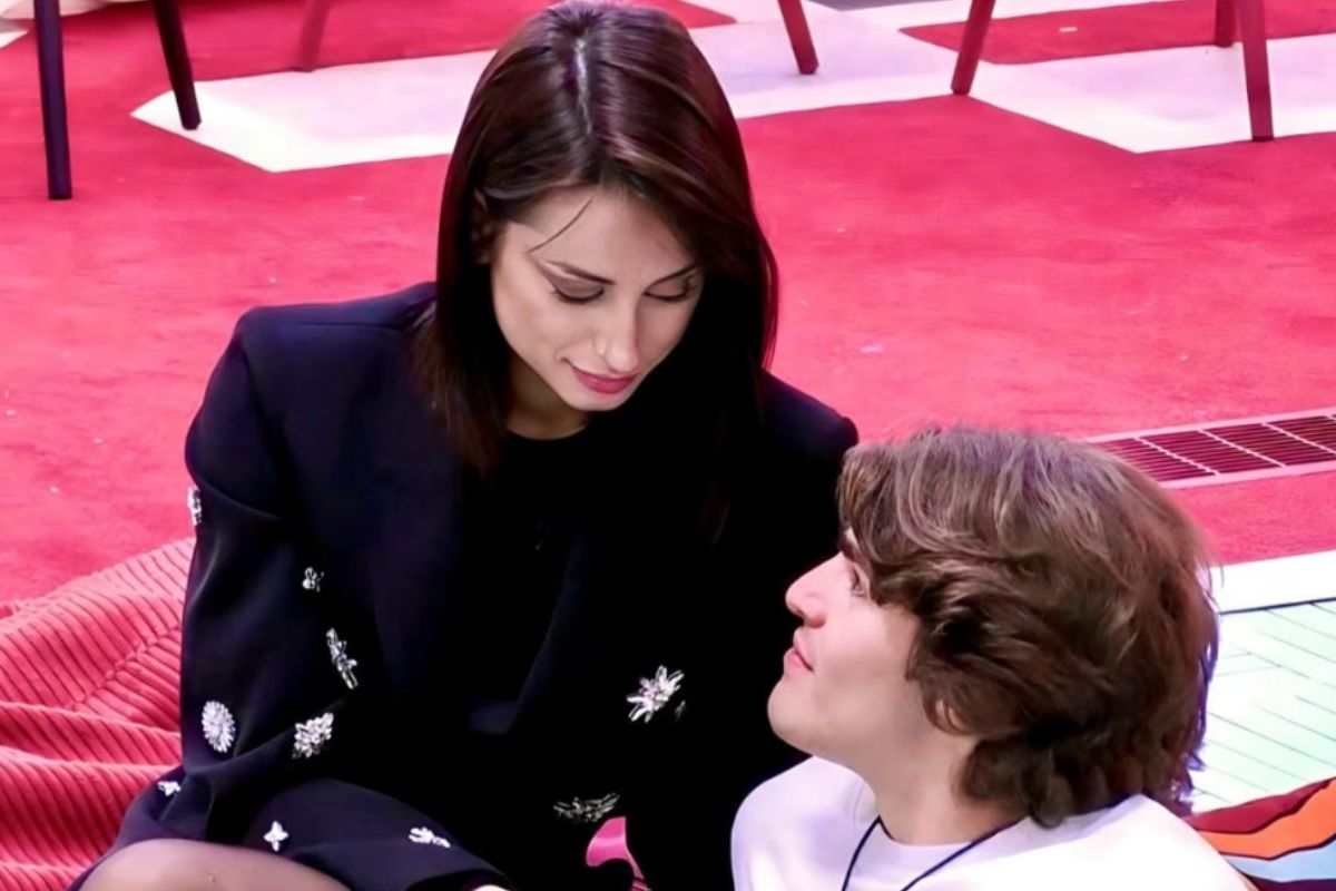 Angelica dubbio Letizia Paolo
