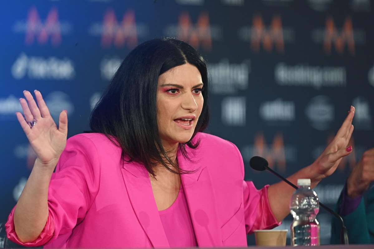 Laura Pausini perfetta per Sanremo: "E' credibile", la conferma di Amadeus