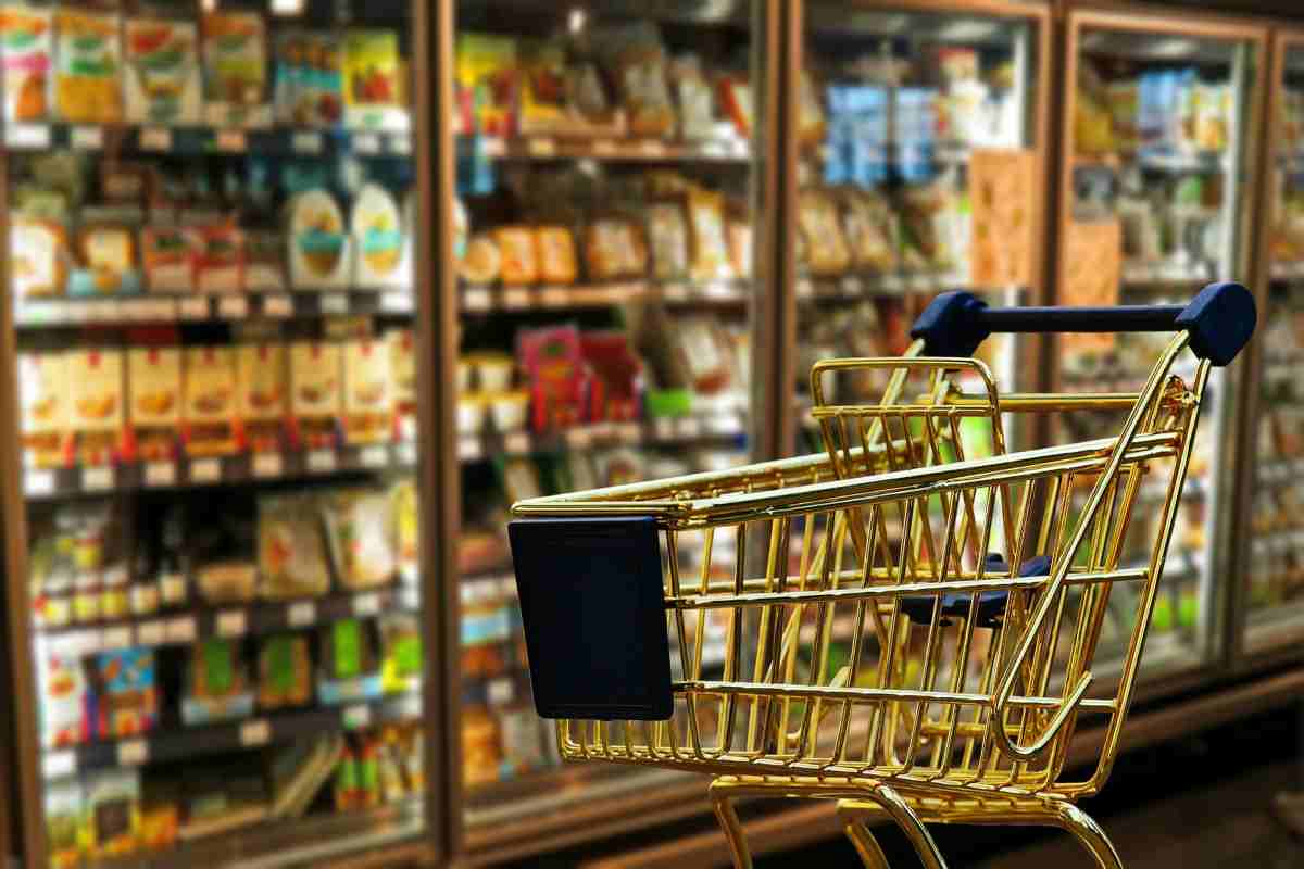 Al supermercato un piccolo piegamento o uno stiramento possono farti guadagnare più di 500 euro all’anno