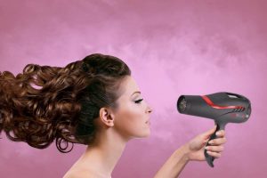 Metodo naturale per proteggere i capelli dal calore