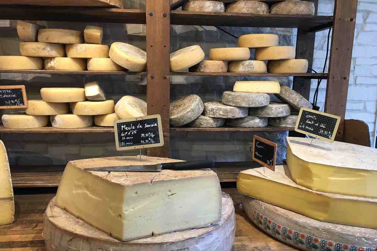 Se te lo trovi in tavola hai davanti più di 1.000 euro di formaggio