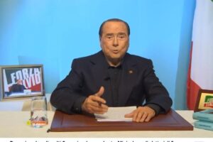 A giugno uscirà il francobollo dedicato a Berlusconi