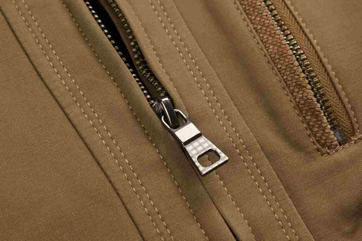 Ecco perché dovresti chiudere la zip dei pantaloni